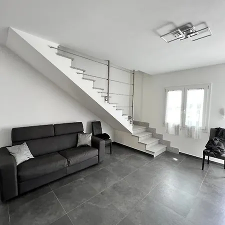 Bellavista Modern Holiday home
